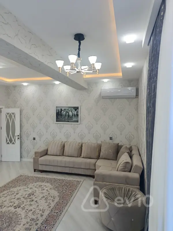 Kirayə verilir 3 otaqlı yeni tikili 130 m²