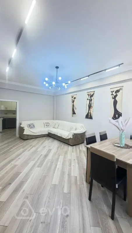 Kirayə verilir 2 otaqlı yeni tikili 75 m²
