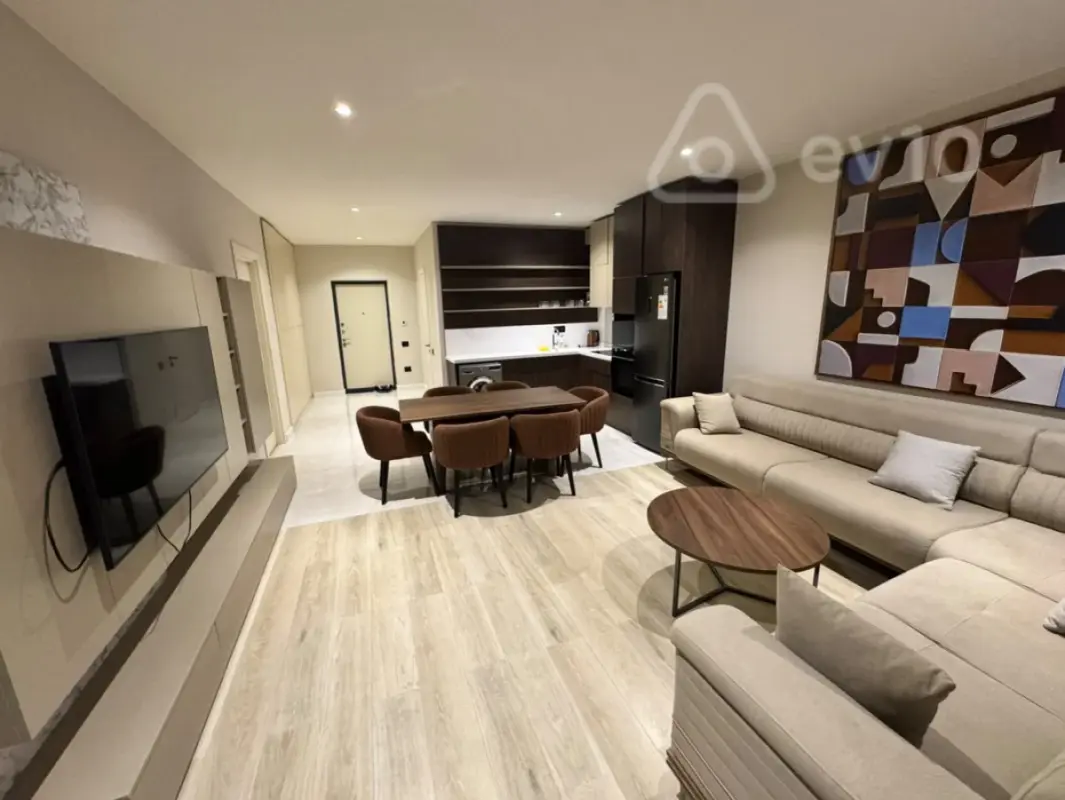 Kirayə verilir 2 otaqlı yeni tikili 100 m²