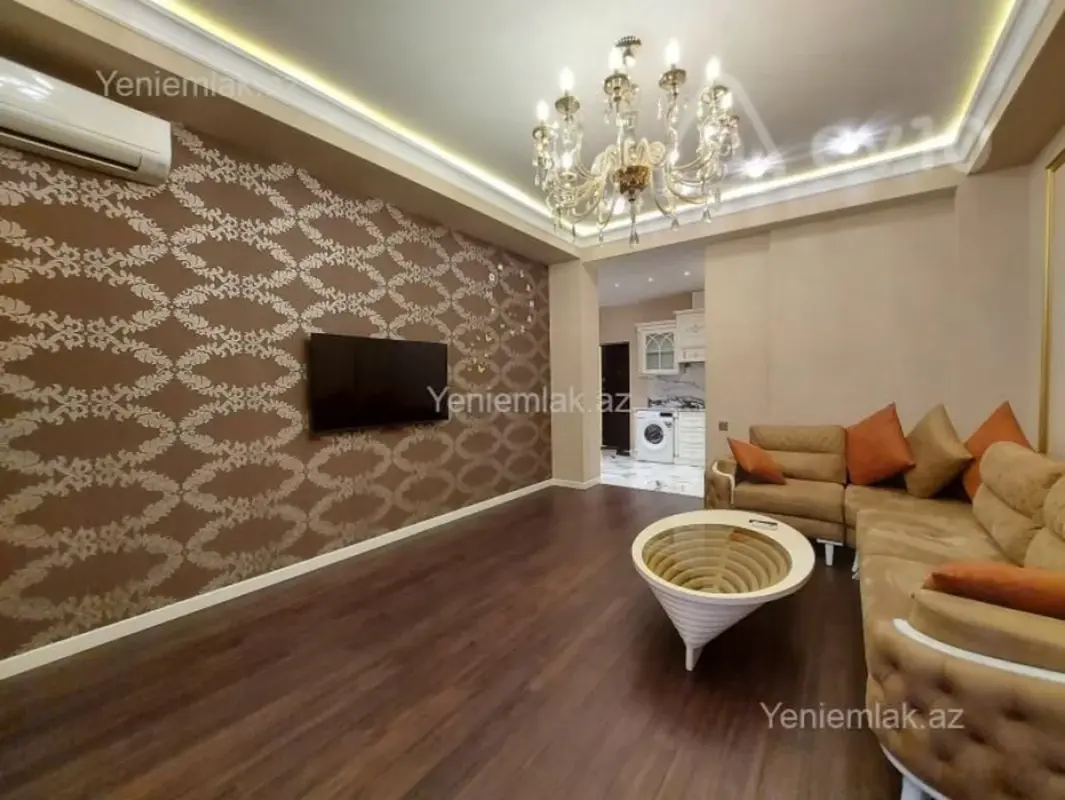 Kirayə verilir 2 otaqlı yeni tikili 65 m²