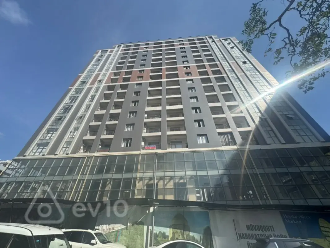 Satılır 2 otaqlı yeni tikili 72 m²