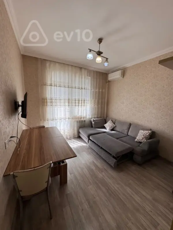 Kirayə verilir 1 otaqlı yeni tikili 45 m²
