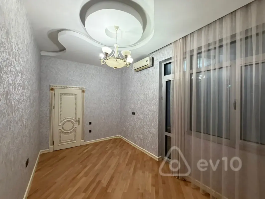 Satılır 5 otaqlı yeni tikili 176 m²
