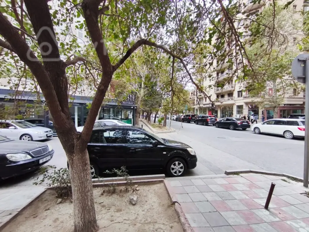 Kirayə verilir 2 otaqlı ofis 40 m²