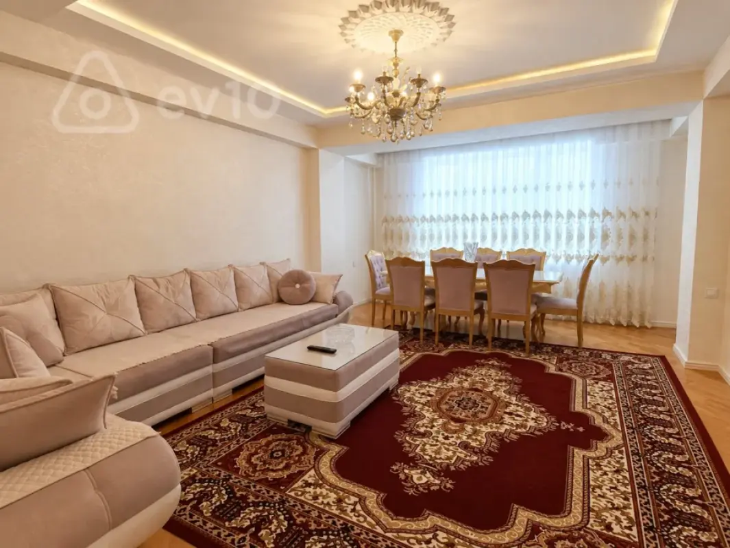 Kirayə verilir 3 otaqlı yeni tikili 110 m²