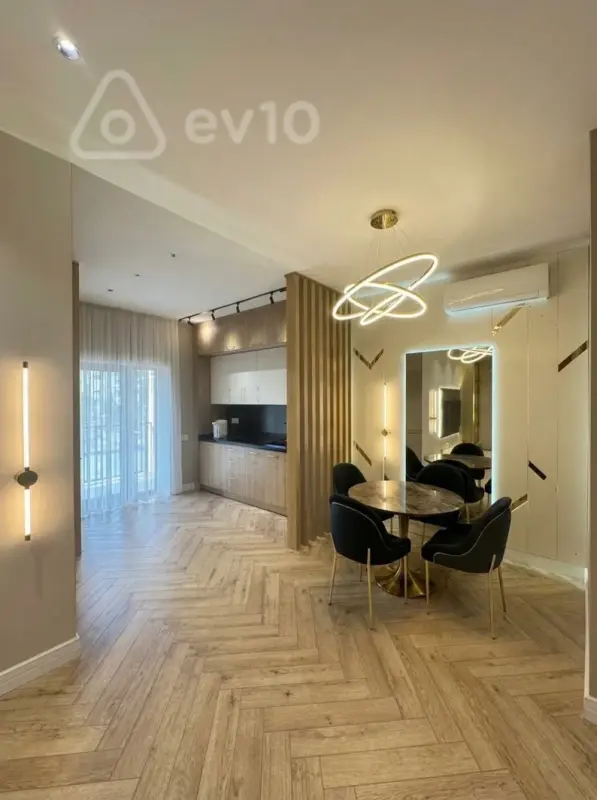 Kirayə verilir 2 otaqlı yeni tikili 70 m²