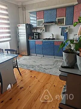 Satılır 2 otaqlı köhnə tikili 97.5 m² — Bakı, Nizami 2 otaq 97.50 m²
