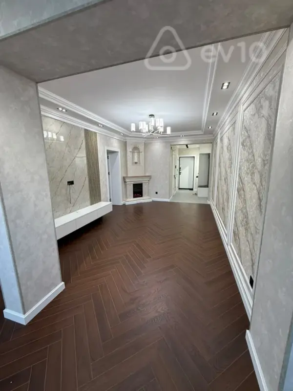 Satılır 3 otaqlı yeni tikili 80 m²