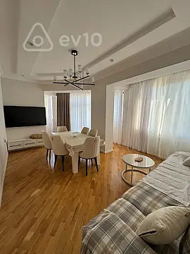Kirayə verilir 3 otaqlı yeni tikili 130 m² — Bakı, Nəsimi 3 otaq 130.00 m²