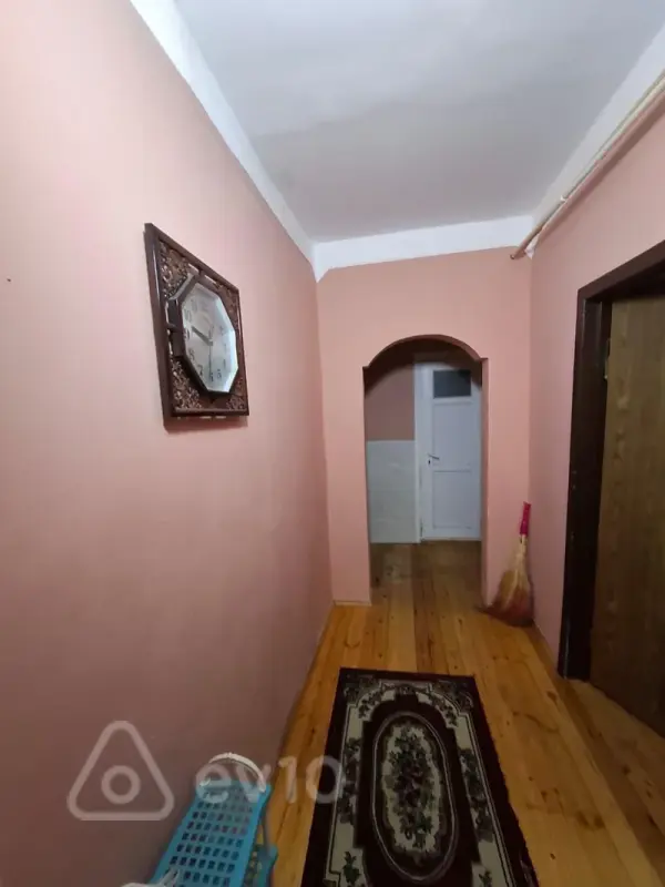 Satılır 4 otaqlı köhnə tikili 40 m²
