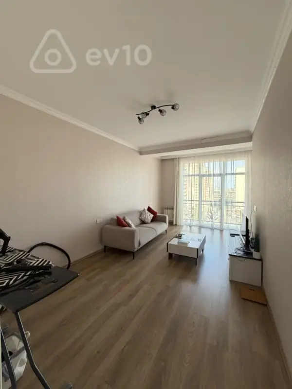 Kirayə verilir 3 otaqlı yeni tikili 110 m²