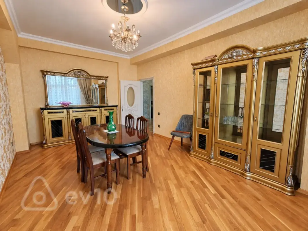 Kirayə verilir 3 otaqlı yeni tikili 87 m²