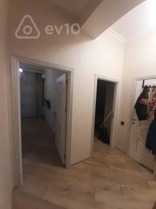Kirayə verilir 2 otaqlı yeni tikili 45 m²