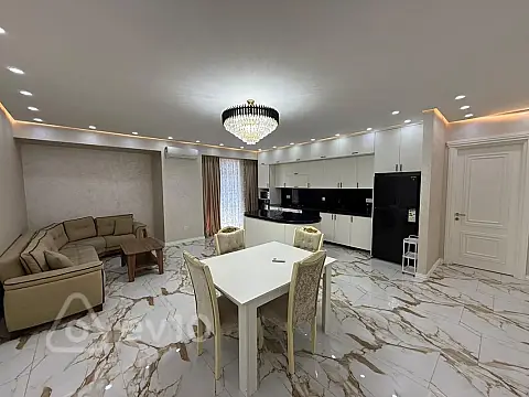Kirayə verilir 4 otaqlı yeni tikili 210 m² — Bakı, Yasamal 4 otaq 210.00 m²