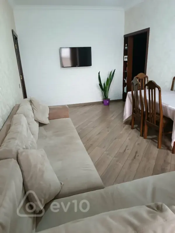 Satılır 3 otaqlı köhnə tikili 65 m²