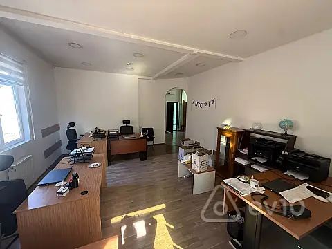 Kirayə verilir 3 otaqlı ofis 100 m² — Bakı, Nəsimi 3 otaq 100.00 m²