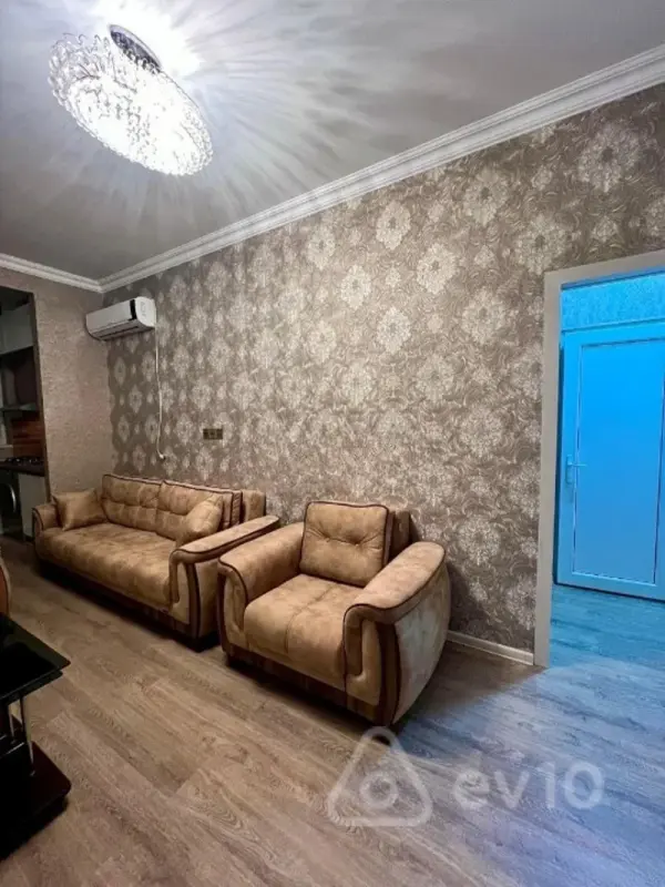 Kirayə verilir 2 otaqlı yeni tikili 55 m²