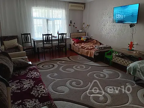 Satılır 3 otaqlı köhnə tikili 100 m² — Bakı, Yasamal 3 otaq 100.00 m²