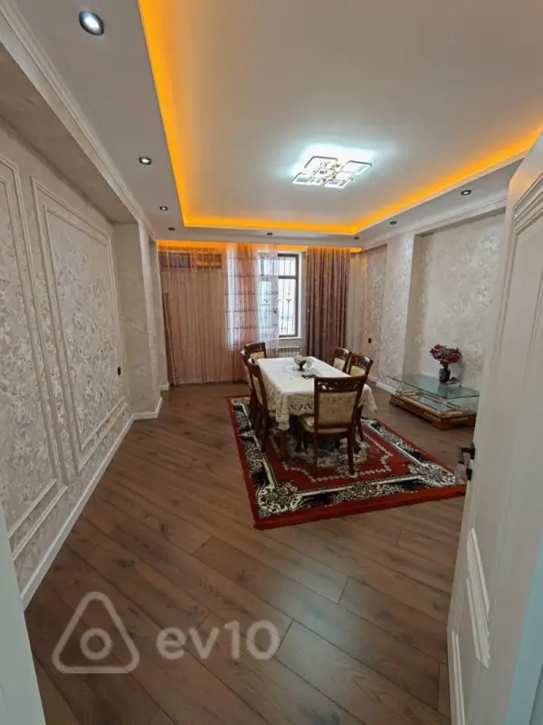 Satılır 2 otaqlı yeni tikili 90 m²