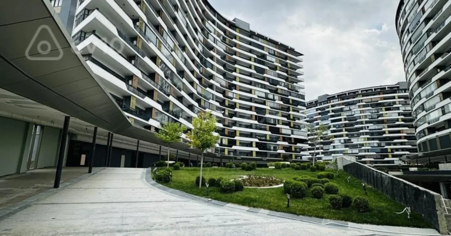 Satılır 2 otaqlı yeni tikili 67 m²