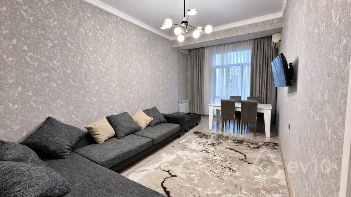 Kirayə verilir 2 otaqlı yeni tikili 60 m²