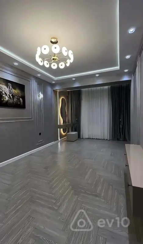 Satılır 3 otaqlı yeni tikili 137 m²