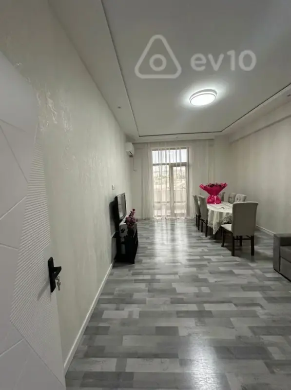 Kirayə verilir 3 otaqlı yeni tikili 105 m²
