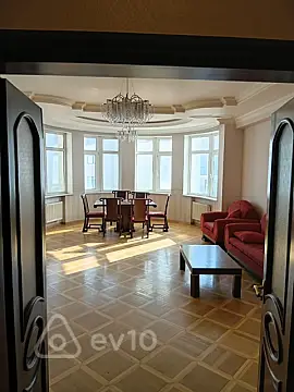 Satılır 3 otaqlı yeni tikili 165 m² — Bakı, Nərimanov 3 otaq 165.00 m²