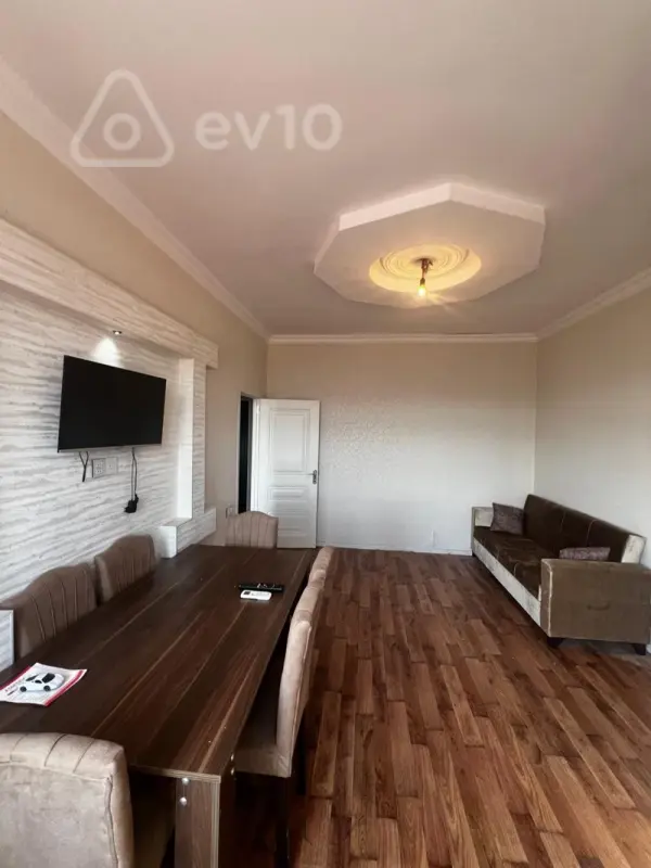 Kirayə verilir 2 otaqlı yeni tikili 50 m²