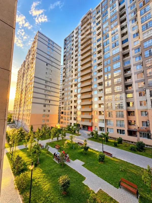 Satılır 2 otaqlı yeni tikili 50 m²