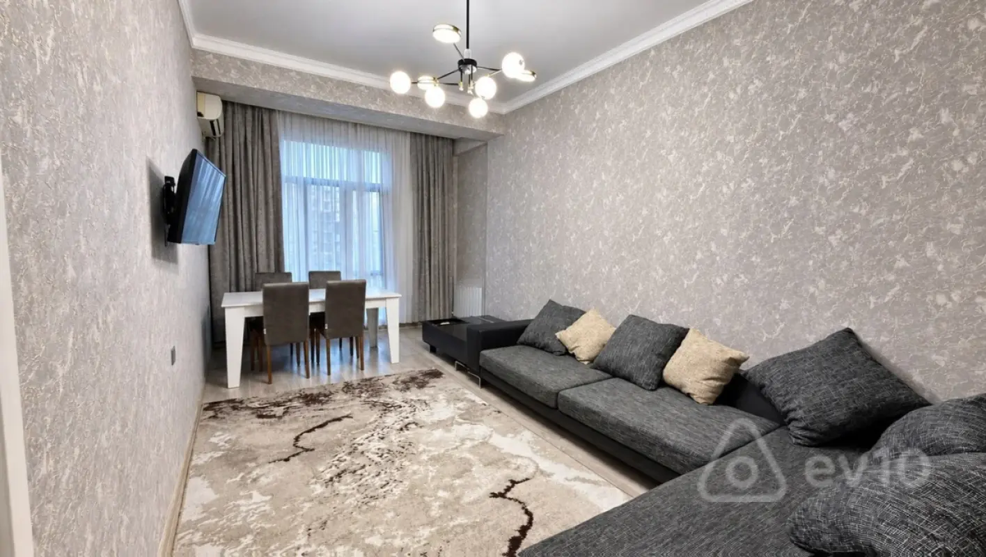 Kirayə verilir 2 otaqlı yeni tikili 65 m²