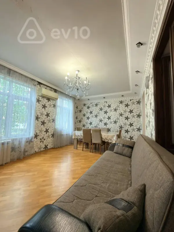 Kirayə verilir 2 otaqlı yeni tikili 45 m²