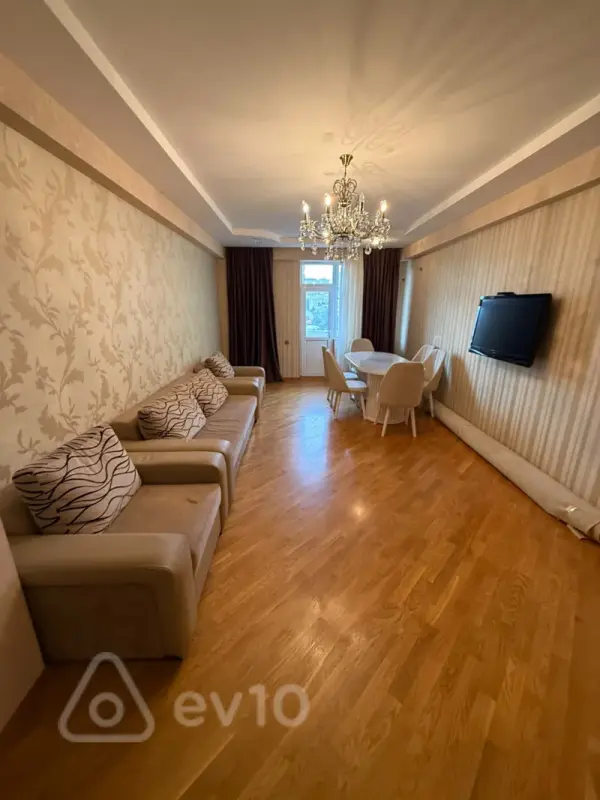 Kirayə verilir 2 otaqlı yeni tikili 95 m²