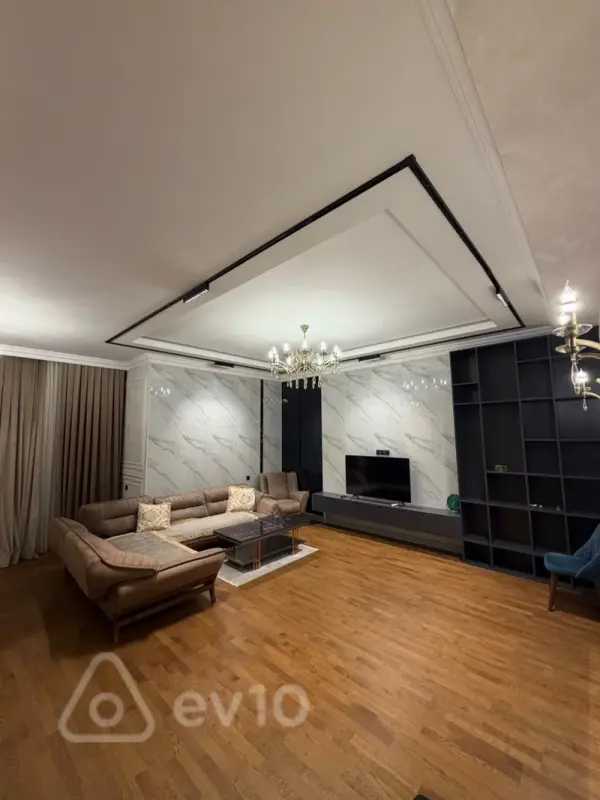 Satılır 3 otaqlı yeni tikili 136 m²
