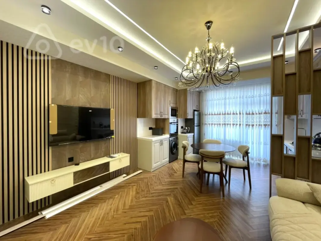 Satılır 3 otaqlı yeni tikili 105 m²
