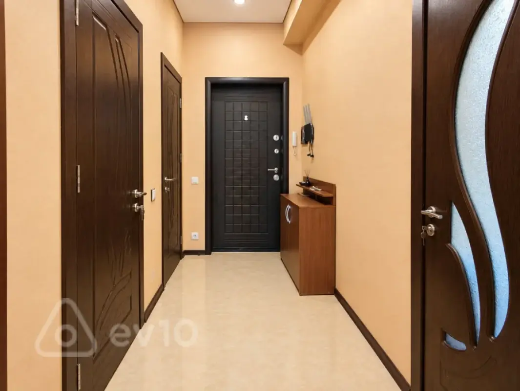 Satılır 2 otaqlı yeni tikili 78 m²