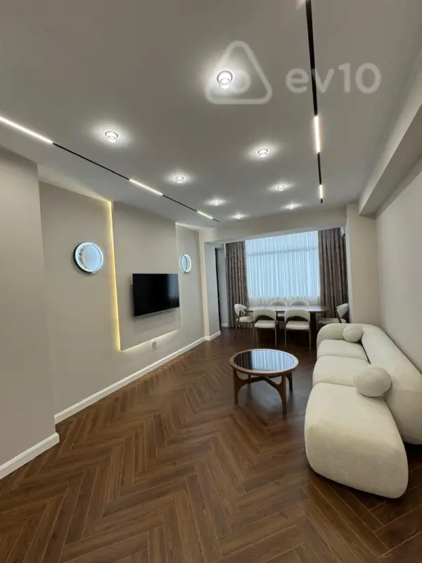 Kirayə verilir 3 otaqlı yeni tikili 115 m²