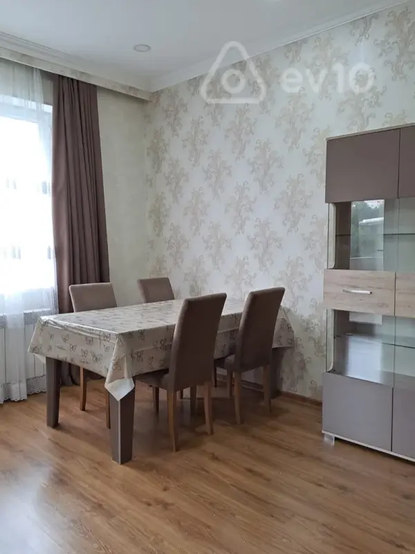 Kirayə verilir 2 otaqlı yeni tikili 65 m²