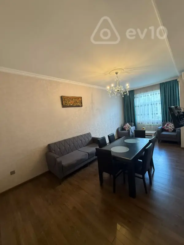 Kirayə verilir 2 otaqlı yeni tikili 80 m²