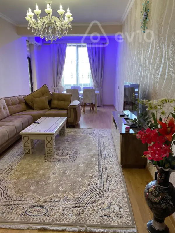 Kirayə verilir 2 otaqlı yeni tikili 100 m²