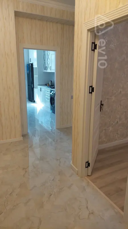 Kirayə verilir 2 otaqlı yeni tikili 85 m²