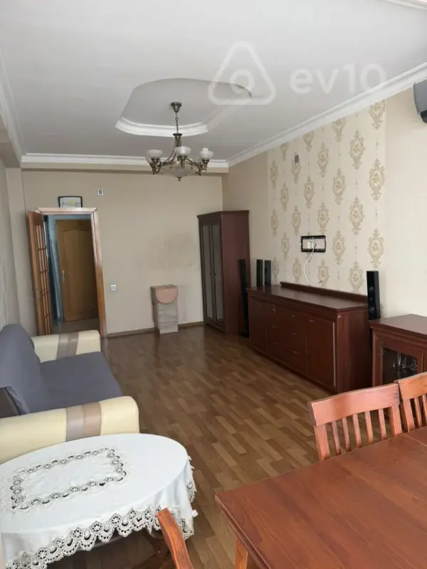 Kirayə verilir 3 otaqlı yeni tikili 82 m²