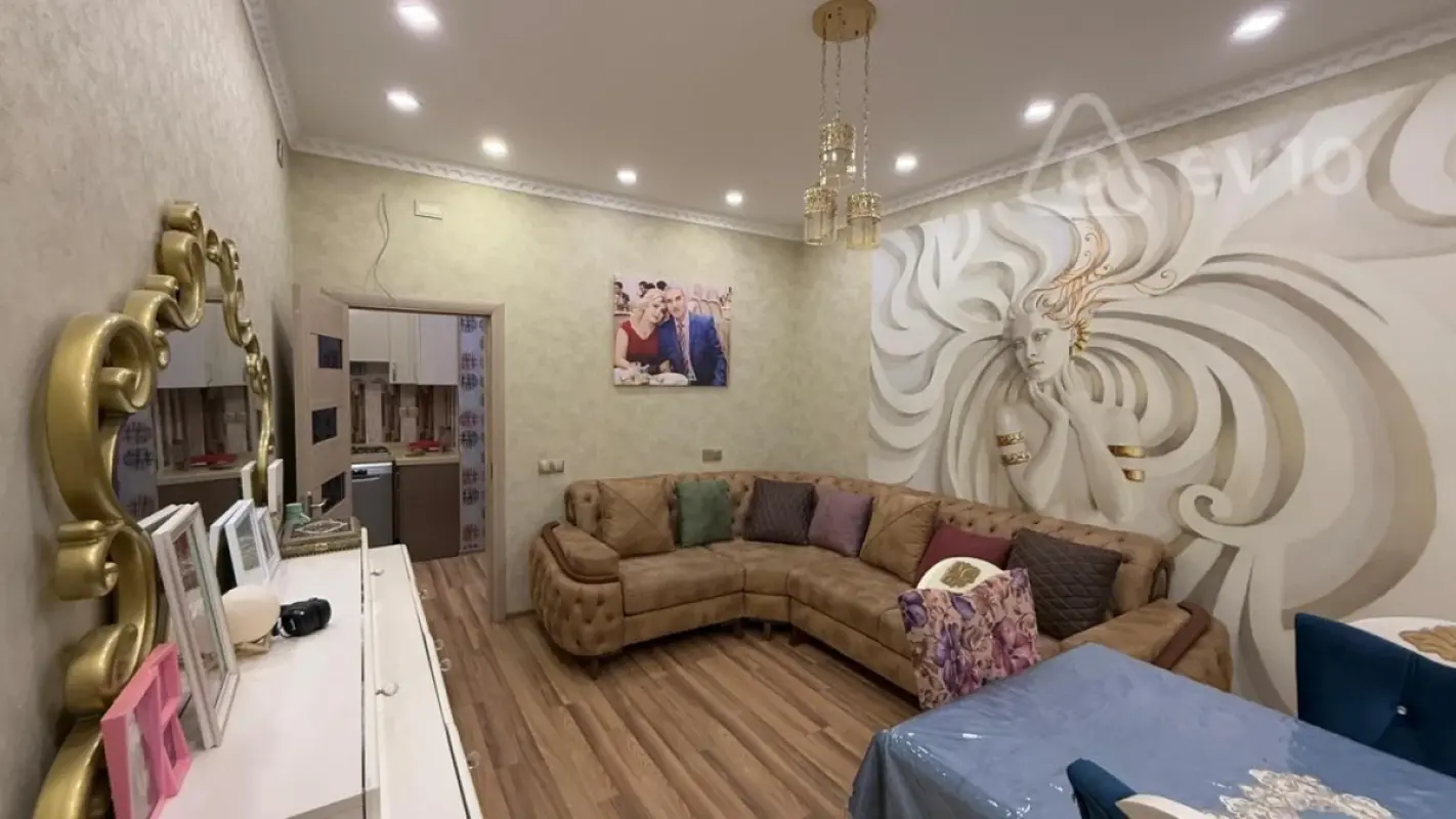 Kirayə verilir 2 otaqlı yeni tikili 78 m²