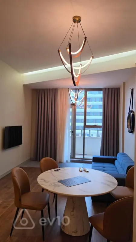 Kirayə verilir 2 otaqlı yeni tikili 65 m²