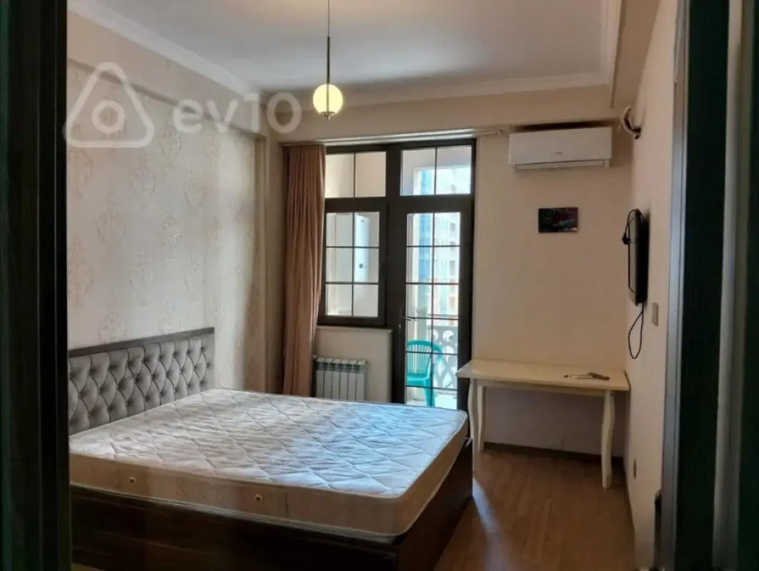 Kirayə verilir 1 otaqlı yeni tikili 50 m²