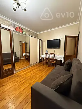 Kirayə verilir 2 otaqlı köhnə tikili 50 m² — Bakı, Nərimanov 2 otaq 50.00 m²