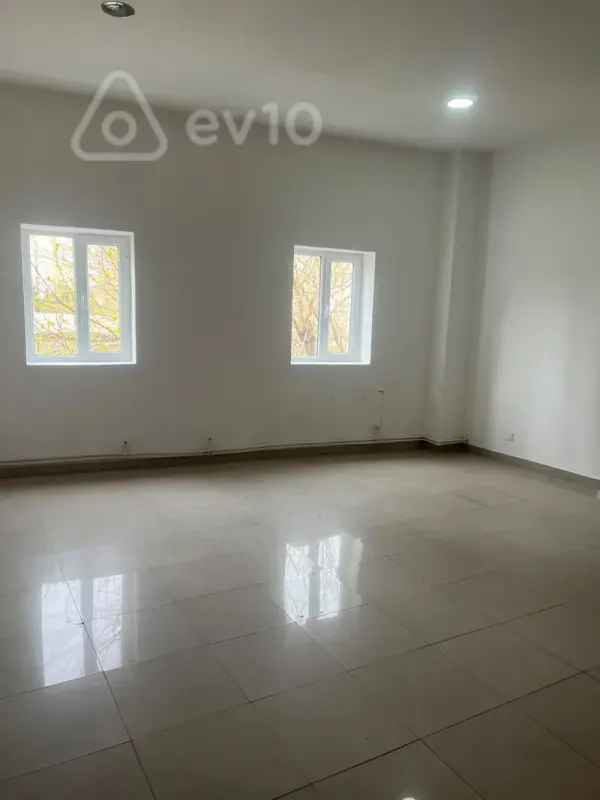 Satılır mənzil 35 m²