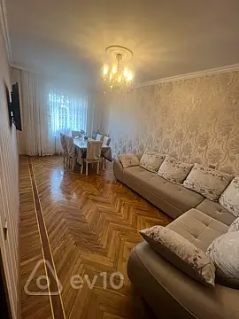 Satılır 3 otaqlı köhnə tikili 80 m² — Bakı, Binəqədi 3 otaq 80.00 m²