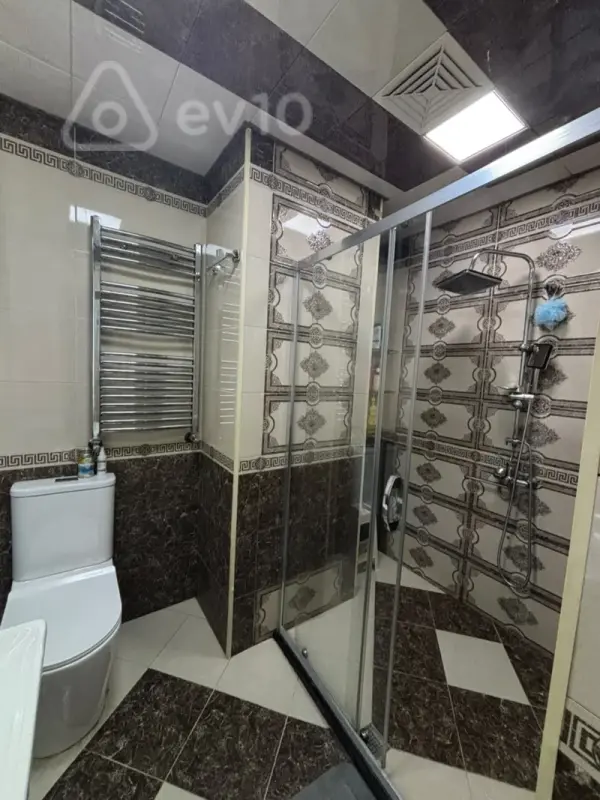 Satılır 2 otaqlı yeni tikili 65 m²