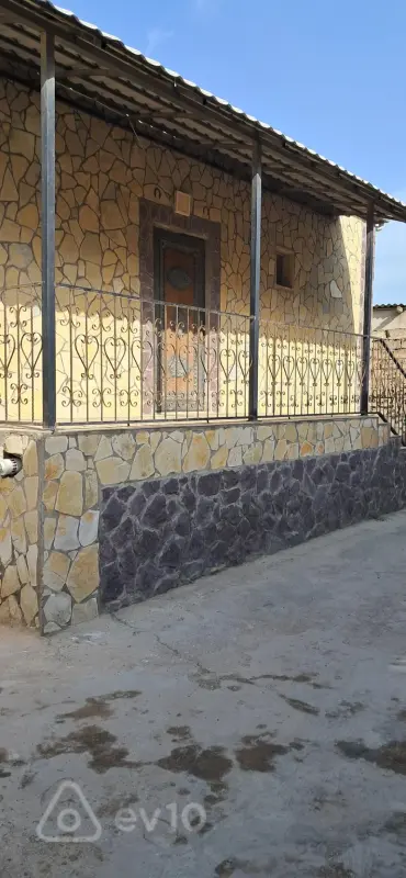 Kirayə verilir 3 otaqlı həyət evi 100 m²